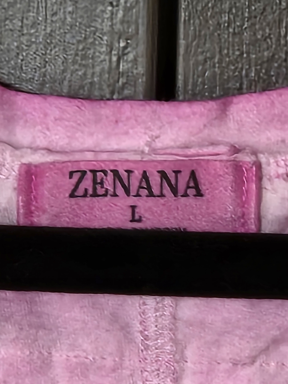 Zenana Outfitters Pink V-Neck Tank Top - Picture 3 of 4